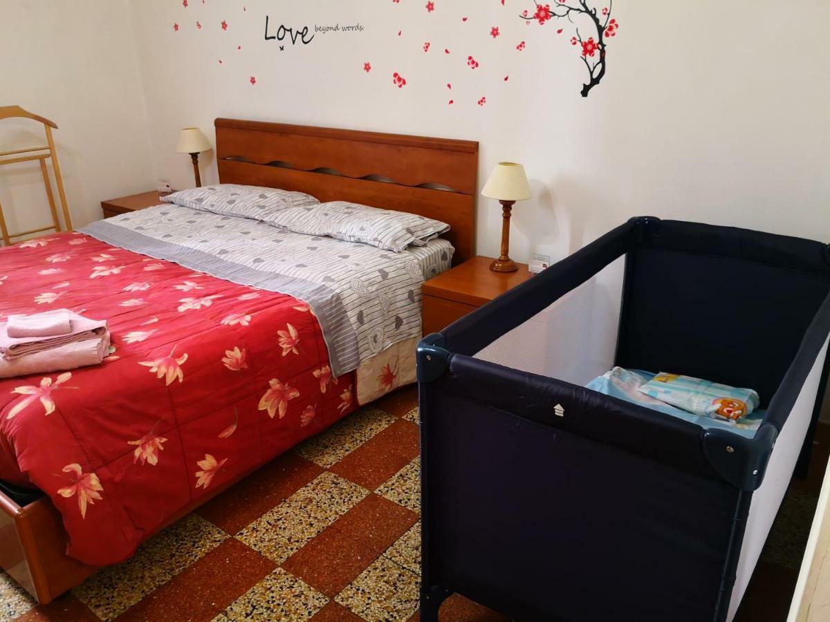 Angoletto Di Trastevere Róma Kültér fotó